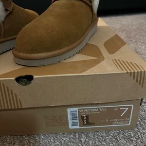 Women’s tan Victoria tall ugg boots